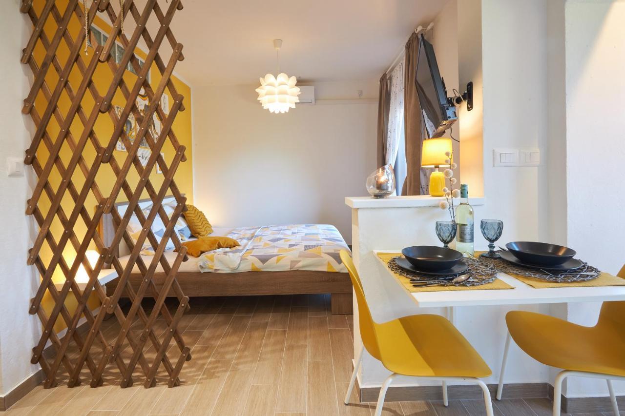 Yellow Apartment *