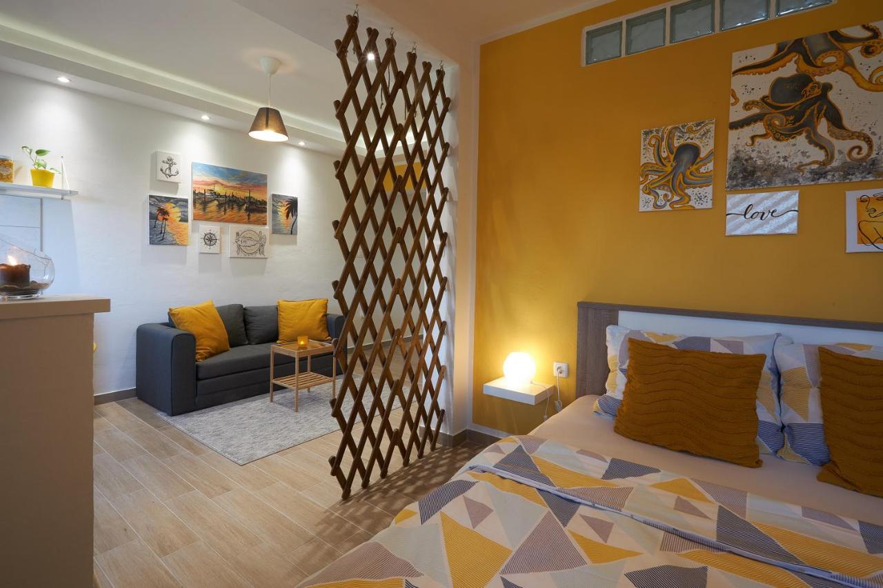 Apartment Yellow Poreč